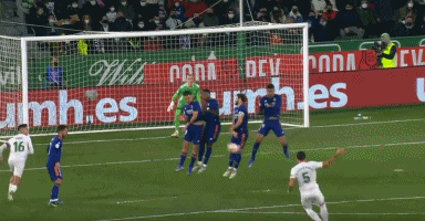 阿媒：埃切韦里想冬窗租回河床，但曼城希望再次租给欧洲球队